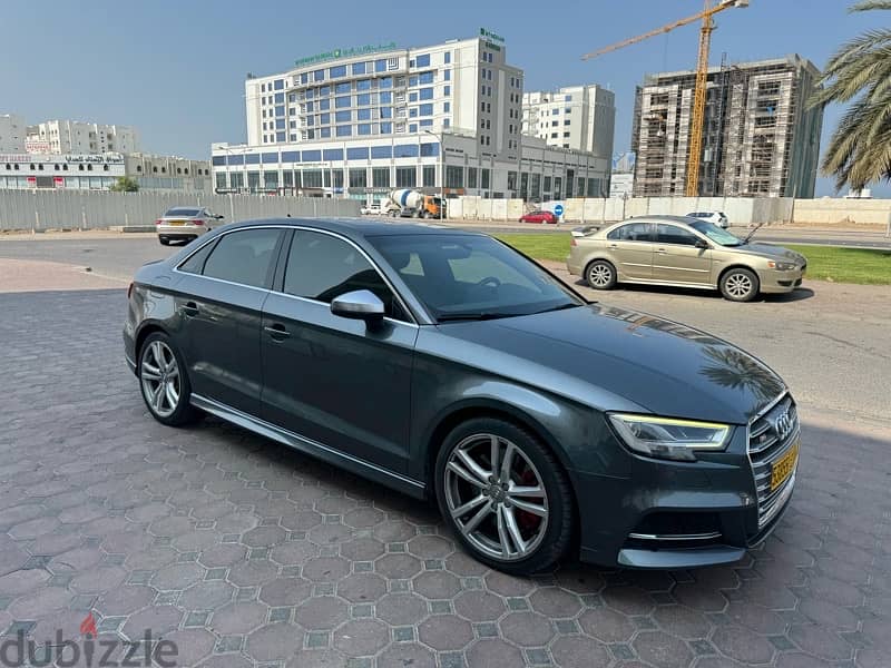 Audi S3 2019 from oman agency with full service history. Urgent sale! 2