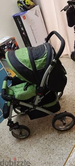 baby stroller / 2 car toys 0