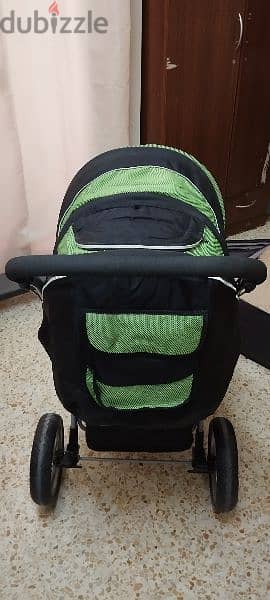 baby stroller / 2 car toys 2