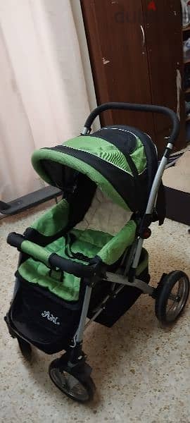baby stroller / 2 car toys 3