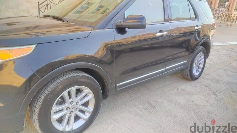 Ford Explorer 4.6l 3500 Cc 4WD 6+1 Seater 4