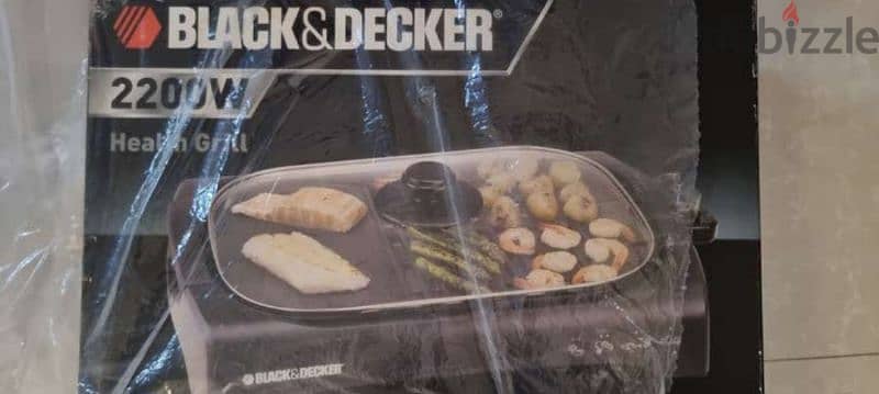 like new Black Decker Grill With Glass Lid 2200W 2