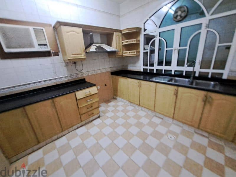 spacious  flat near Sultsn Centre 5