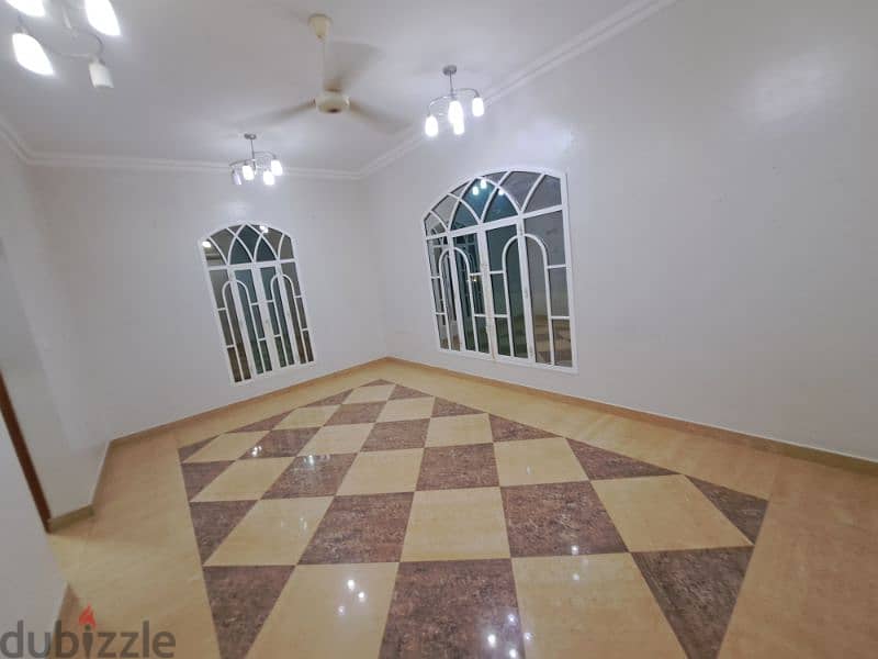 spacious  flat near Sultsn Centre 13