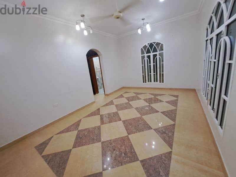 spacious  flat near Sultsn Centre 14