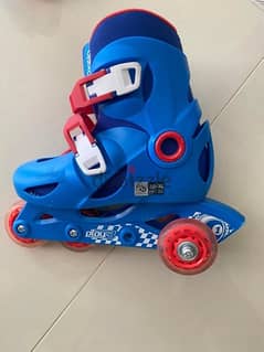 Roller skates for kids + protectors 0