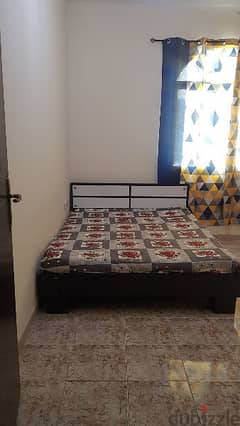singal room for rent.  kerala