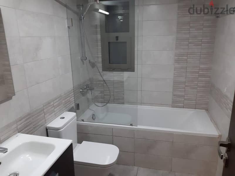 luxory flat in al quram in good location 3