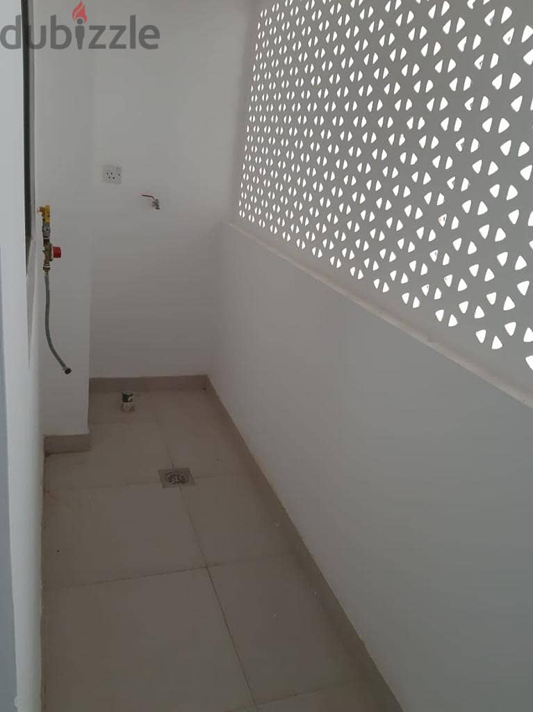 luxory flat in al quram in good location 5