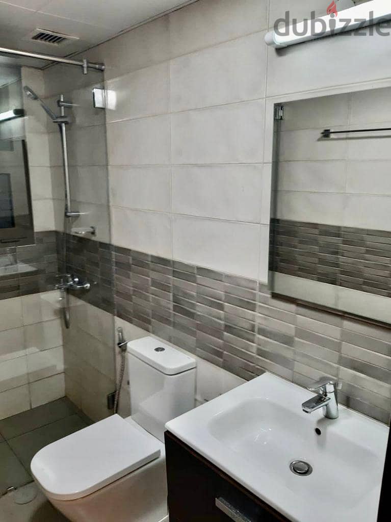 luxory flat in al quram in good location 17