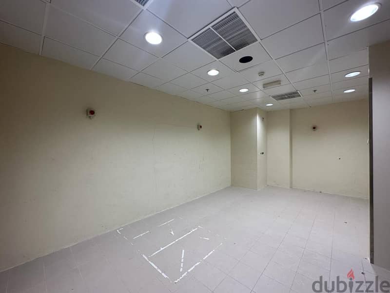 1005 SQM Spacious Retail Shop for Rent 4