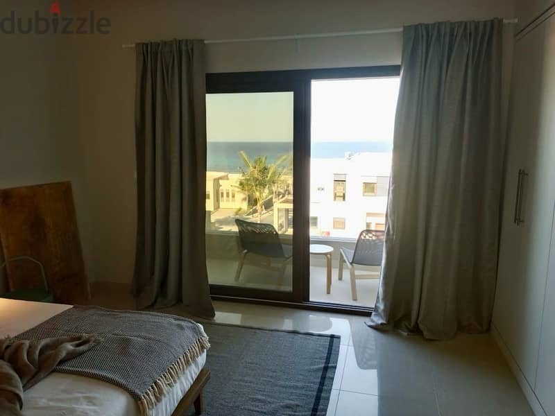 1 BR Stunning Modern Studio in Sifah for Sale 7