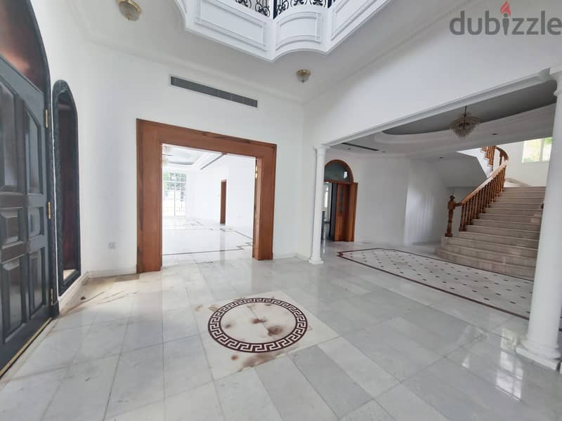 Luxurious 6 + 2 BHK Villa for Rent in Shatti Al Qurum PPV192 15