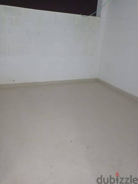 "Flat for rent  Alkhoud souq for Bachlar" 1