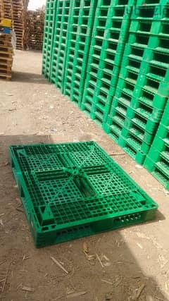 PALLETS USED FOR SALE, HEVY DUTY 0
