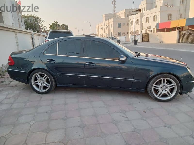 مرسيدس E500 قوة في الطريق و اقتصاد في البنزين 1