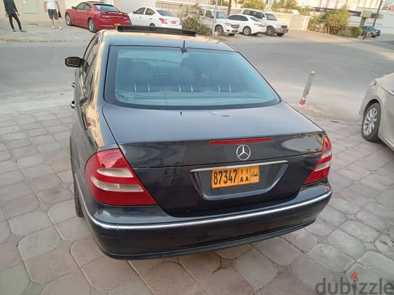 مرسيدس E500 قوة في الطريق و اقتصاد في البنزين 4