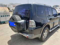 pajero for sale. . all working in good condition البيع باجيرو مست