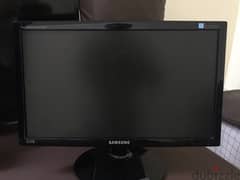 neat and clean very rare used Samsung 18.5”  led monitor with vga cabl