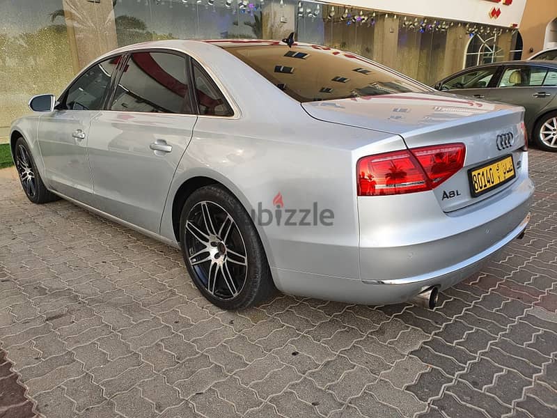 Audi A8 2012 1