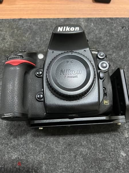 Nikon D700 + 24mm 2.8 + 50mm 1.8 + Tokina 11-16 2.8 + Samyang 12mm 2.8 0