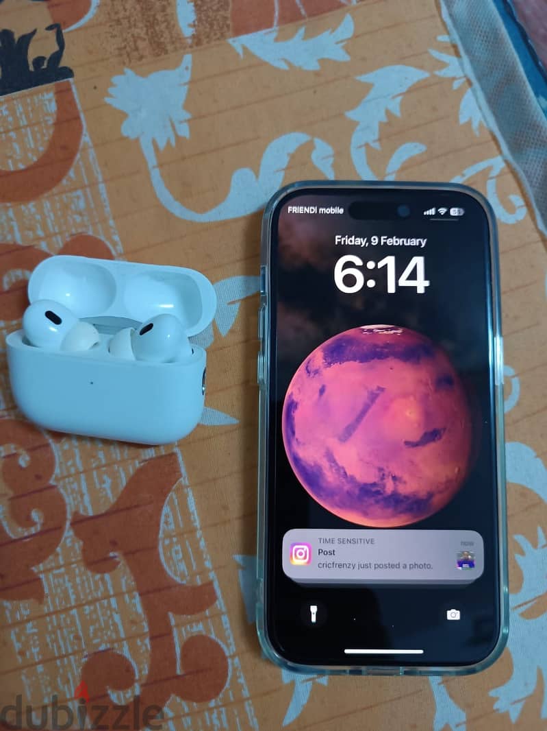 iPhone 14 Pro 256 gb and AirPod Pro 2 0