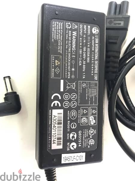 hp Lenovo dell brand laptop charger adapter orginal used 9