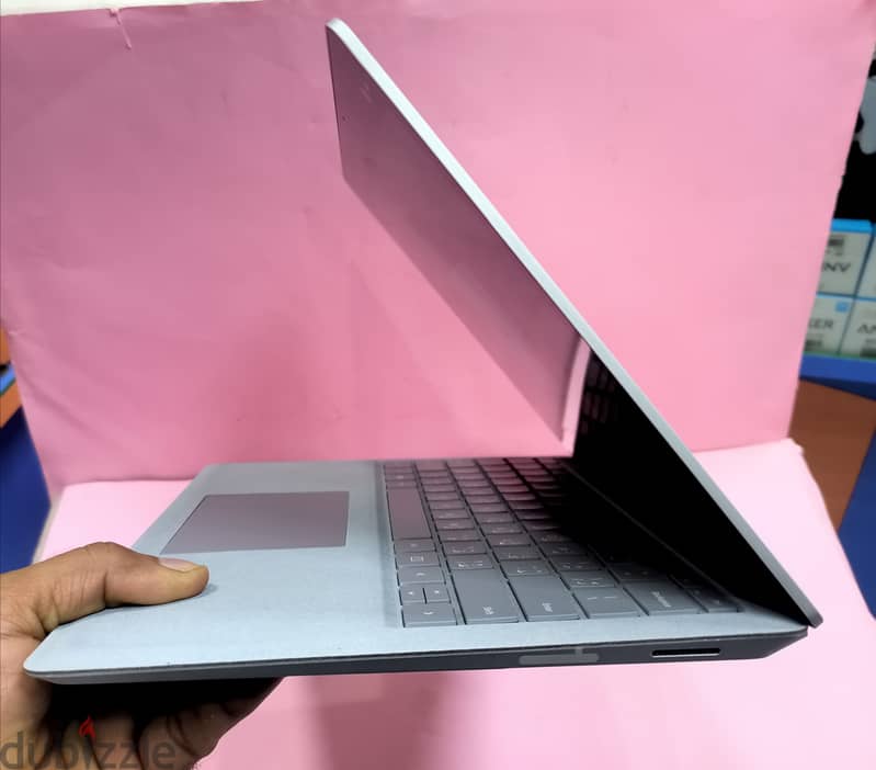 SURFACE LAPTOP2-TOUCH SCREEN-8TH GENERATION-CORE I7-8GB RAM-256GB SSD 1