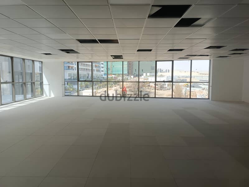 BRAND NEW OFFICE SPACES IN MUSCAT HILLS - BUSINESS TOWER 1 5