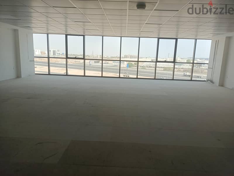 BRAND NEW OFFICE SPACES IN MUSCAT HILLS - BUSINESS TOWER 1 7