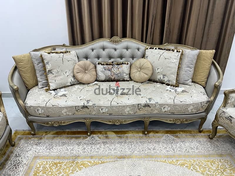 Sofa from Homes R Us سوفا من هومز آر أس 3