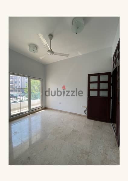 Gorgeous 4-Bedroom Twin Villa in Madinat Qaboos! 7