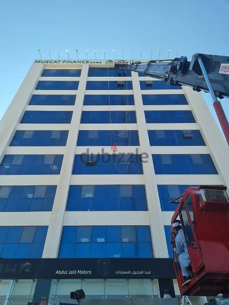 Building cleaning glass building price is on work given 3