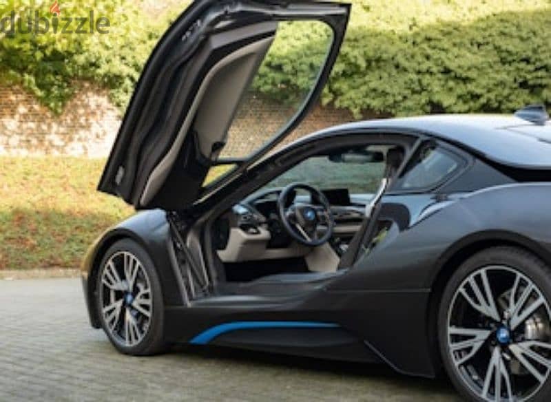 2019 BMW i8 Hybrid, Full Carbon 1