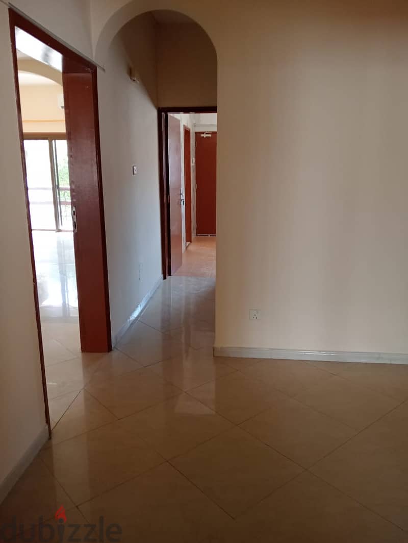 4BHK villa with huge lawn, in peace and quiet location - Madinat Ellam 7