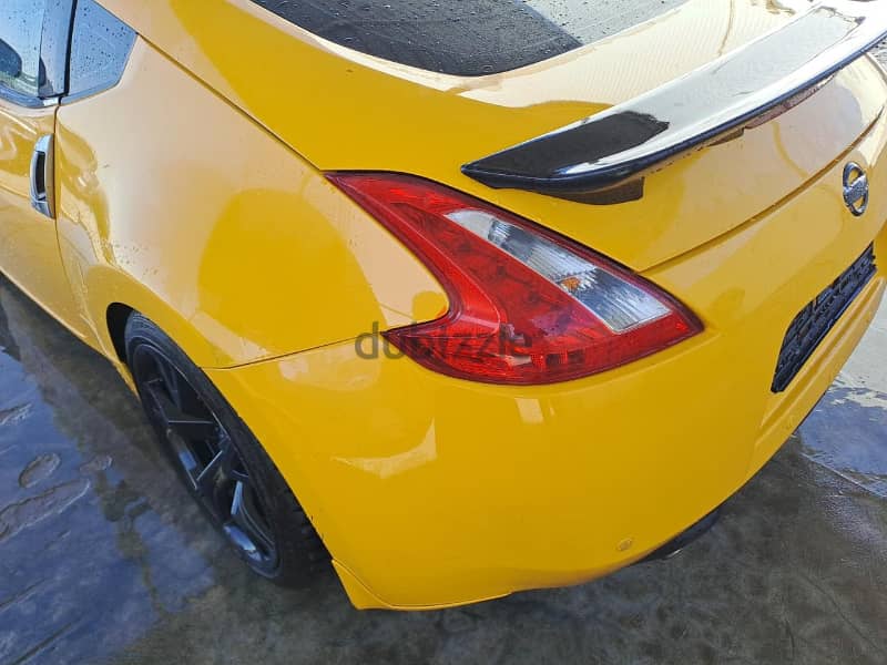 NISSAN 370Z  FOR SALE WITH FRONT ACCIDENT. CONTACT 99194002 10