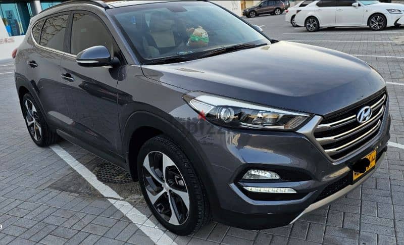 Hyundai Tucson 2017 (Top of the range) For Sale 3