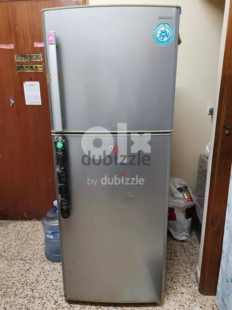 samsung refrigerator for sale used one year RT  550 LTRS. RO 55 0