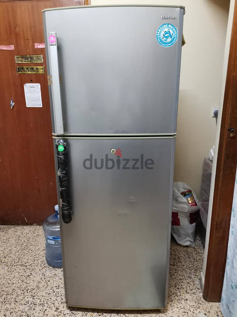 samsung refrigerator for sale used one year RT  550 LTRS. RO 55 1