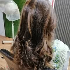 I am Indian beautician looking for saloon job