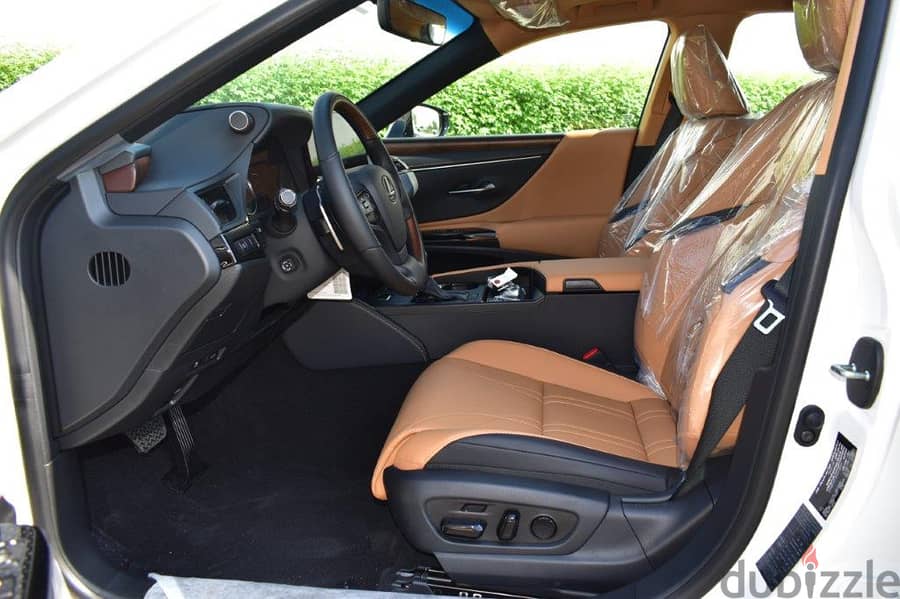 Lexus ES 350 Elite V6 2023 model for sale 2