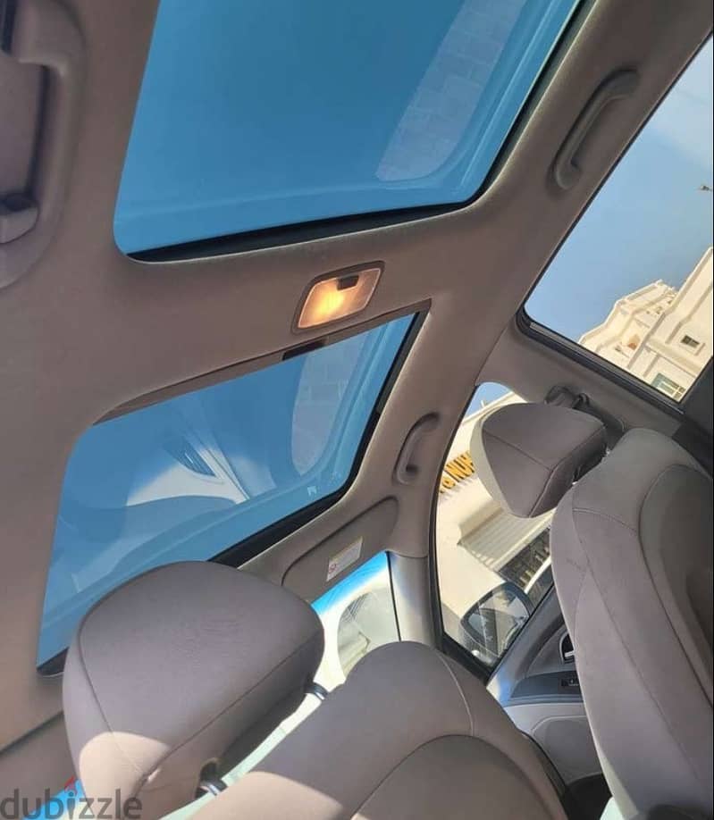 Santa Fe 2015 : Ful option / panoramic roof / 7 seater - Lady Driven 3