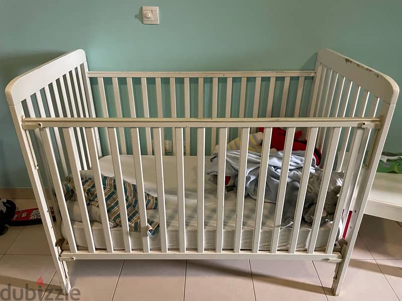Baby Crib/Bed for Sale with Mattress (Juniors) 0