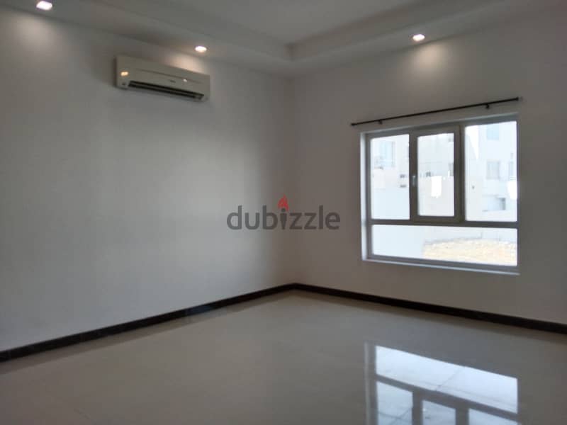 4AK5-Modern style 5bhk villa for rent in Ansab Heights. فيلا مكونة من 4