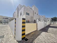 5 + 1 Amazing Villa for Rent in Qurum
