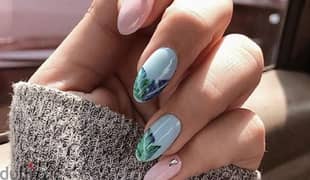 we look for nail specialist for home services  saloon