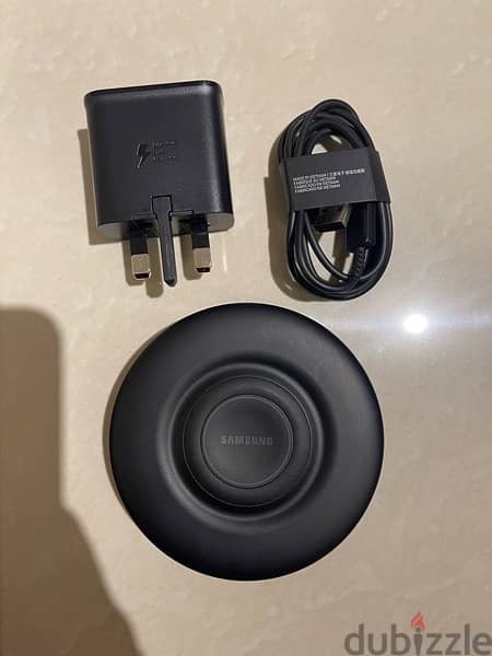 Samsung wireless charging pad 0