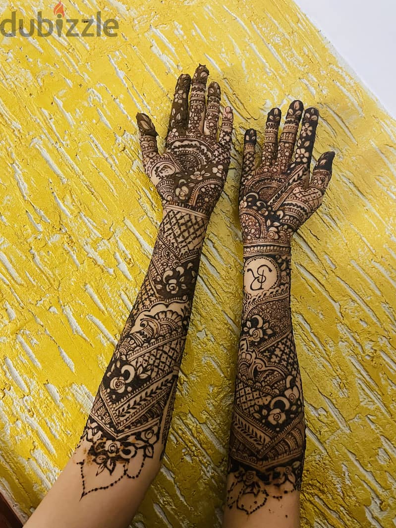 Henna Artist 4