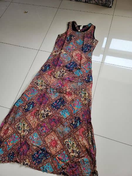 elegant gowns n ghaghra cholis available for urgent sell 6