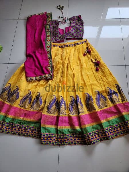 elegant gowns n ghaghra cholis available for urgent sell 19